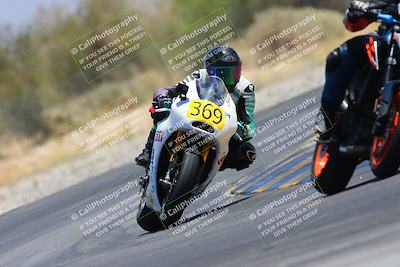 media/May-11-2024-SoCal Trackdays (Sat) [[cc414cfff5]]/10-Turn 2 (1145am)/